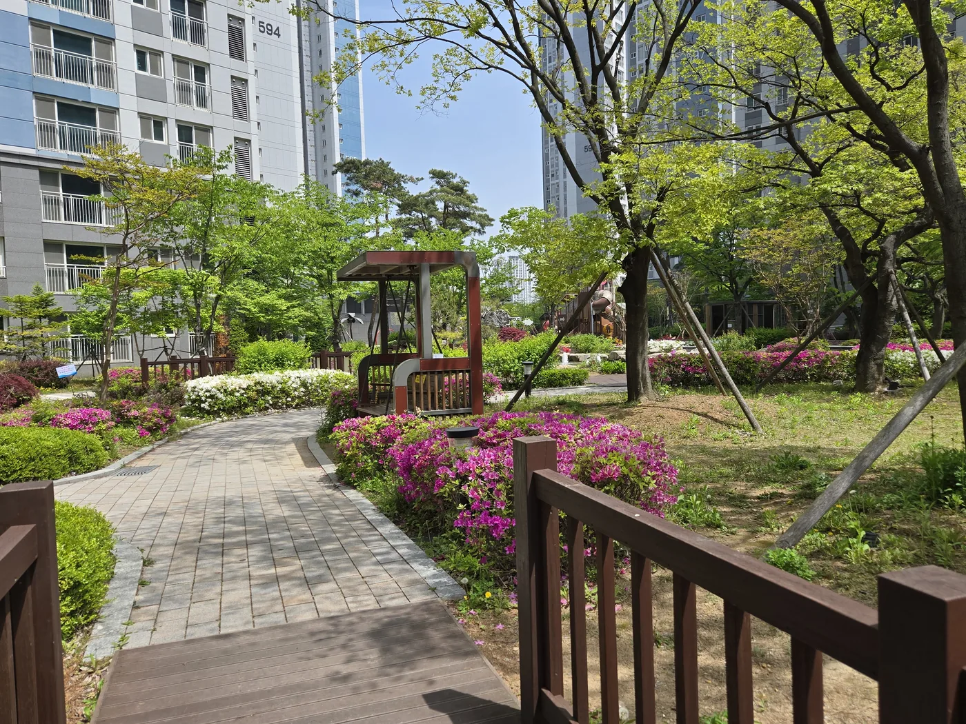 한신더휴 단지 정원